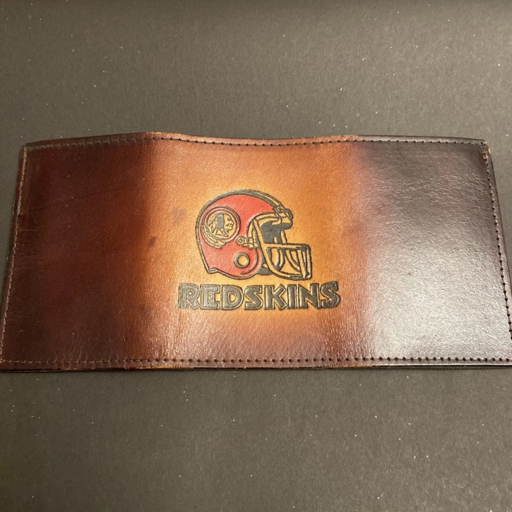Vintage Washington Commanders Brown Leather  Red Helmet Letters Wallet Tri-Fold - Picture 2 of 4